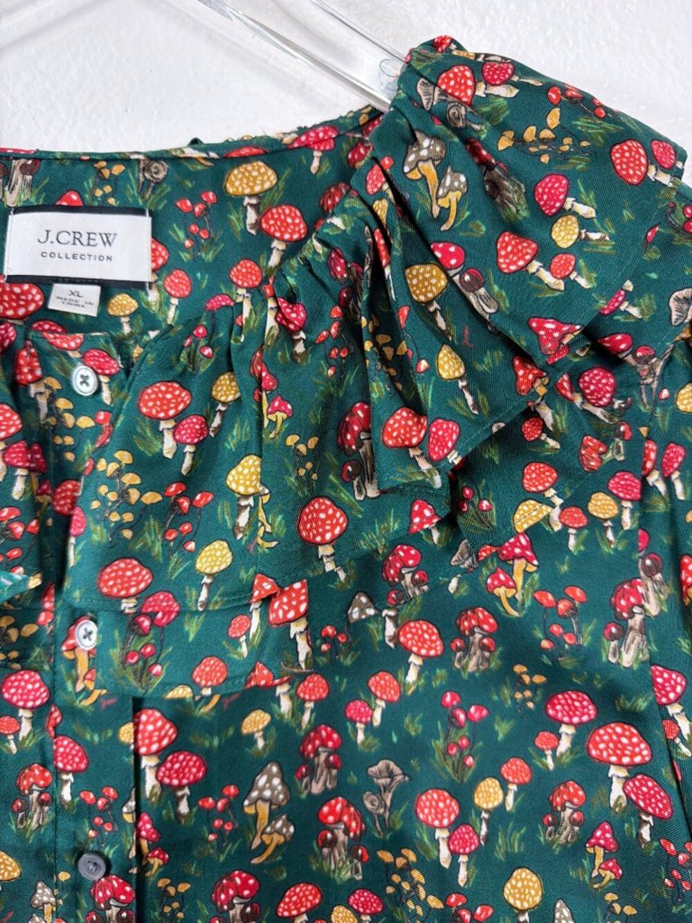 J Crew Collection NWOT Silk Mushroom Print Ruffle Blouse Green XL Cottagecore - Picture 6 of 16